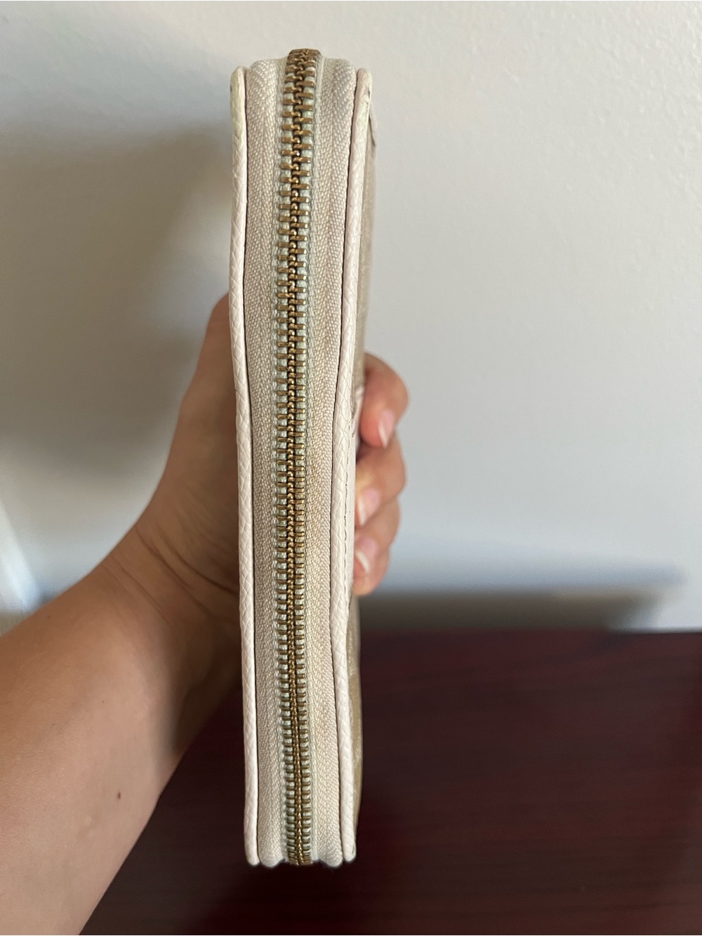 Coach Signature Zip Wallet - Picture 4 of 16
